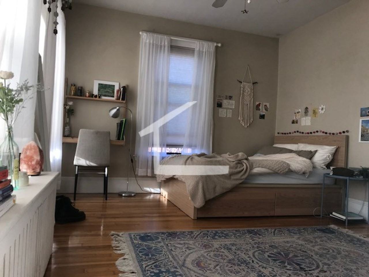 1089 Boylston St - Photo 6 of 12