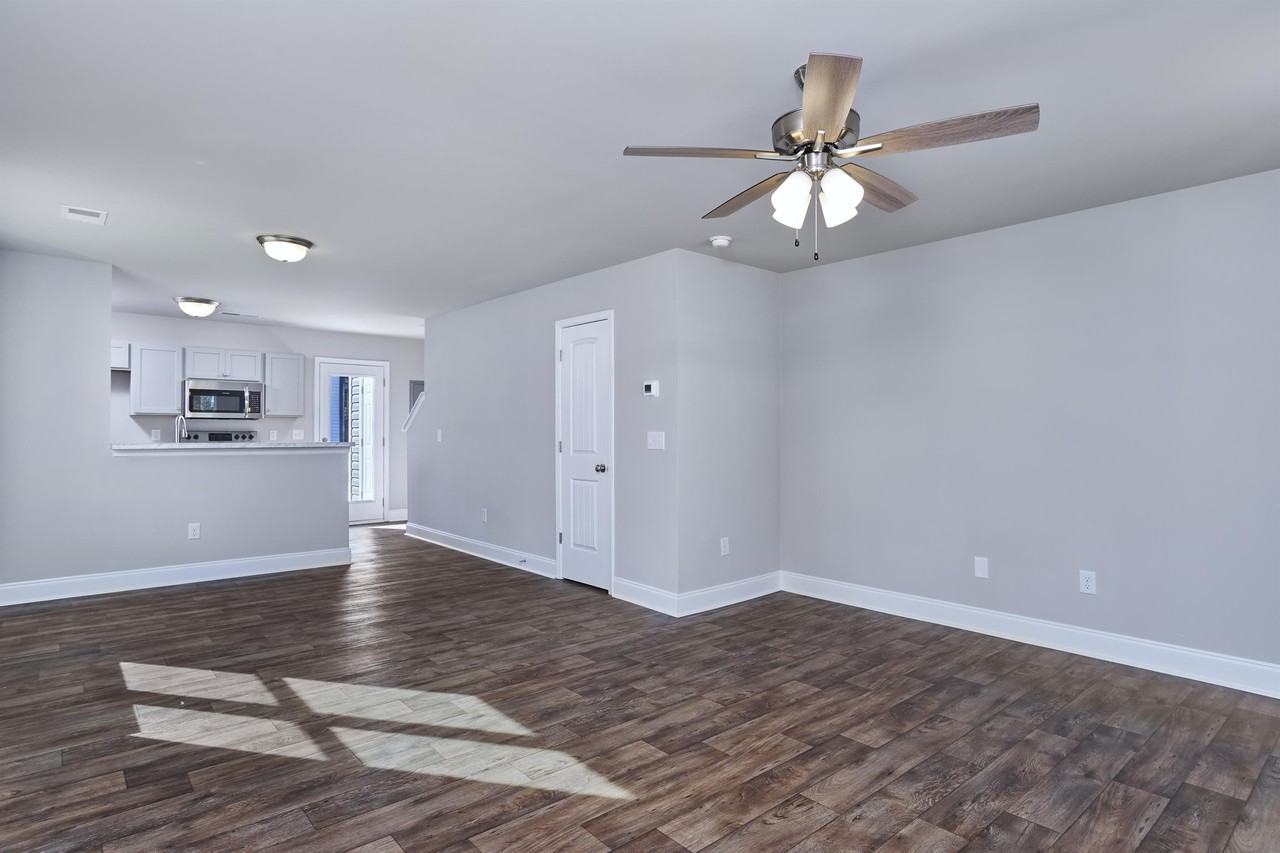 102B David St - Photo 3 of 19