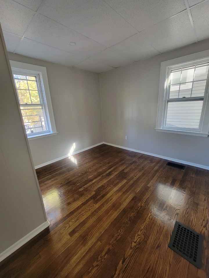 10 Berry St Unit 1 #1 - Photo 2 of 5