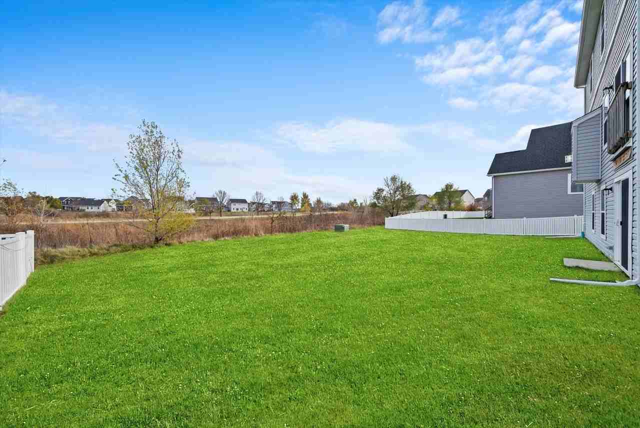 1849 White Lake Dr - Photo 2 of 44