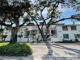 524 Bay St Ne #7 - Photo 1 of 1