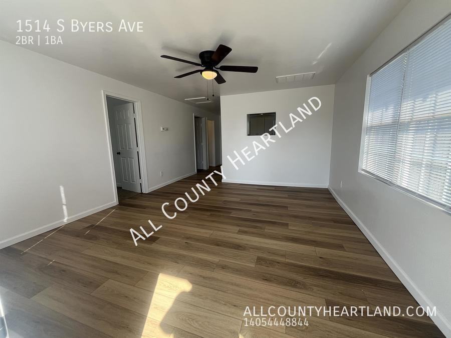 1514 S Byers Ave - Photo 3 of 13