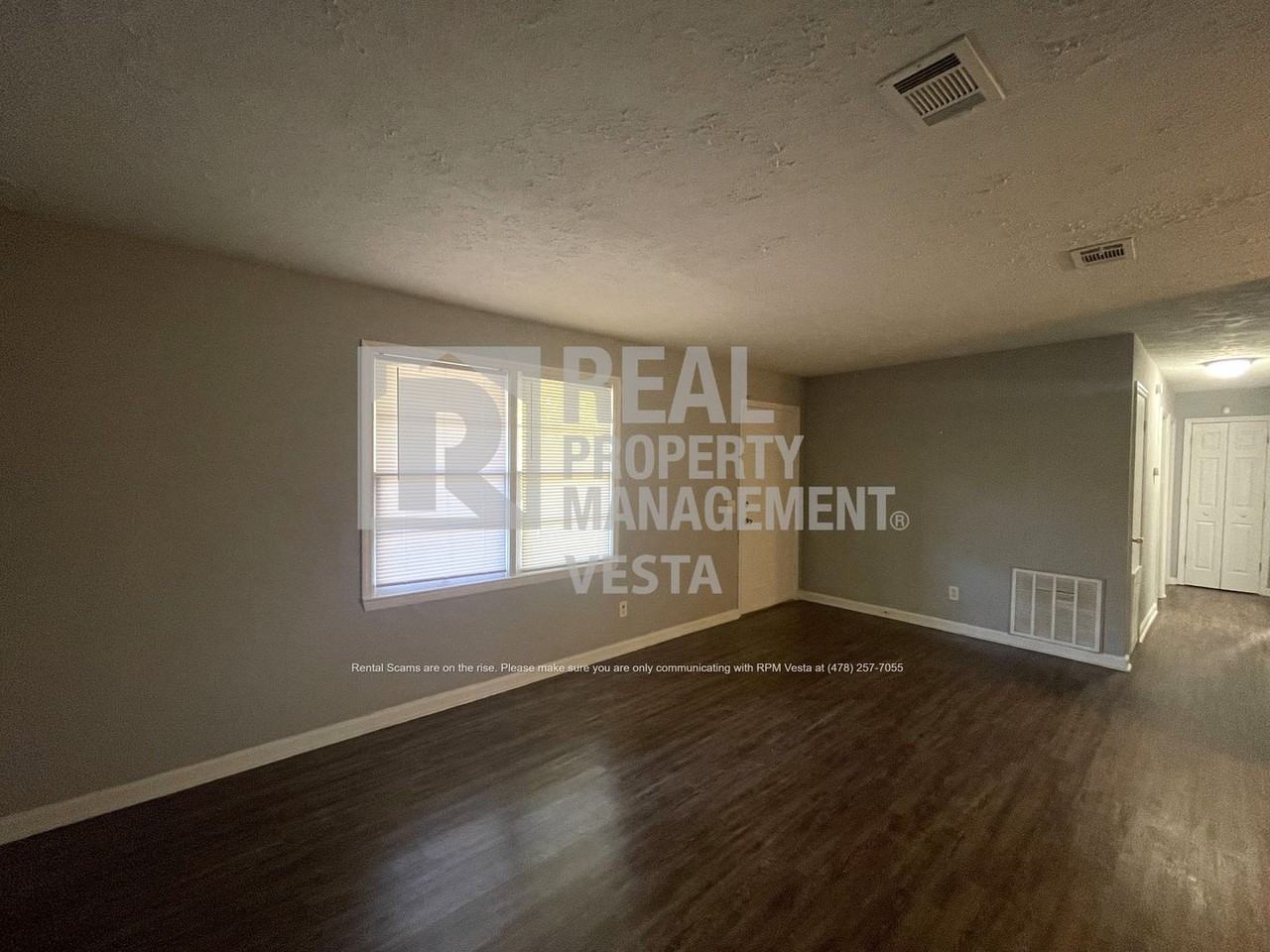 72 Forest Hill Cir - Photo 2 of 14