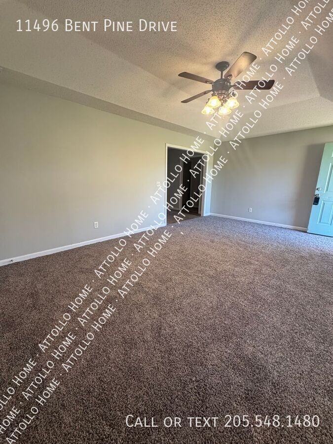 11496 Bent Pine Dr - Photo 3 of 17