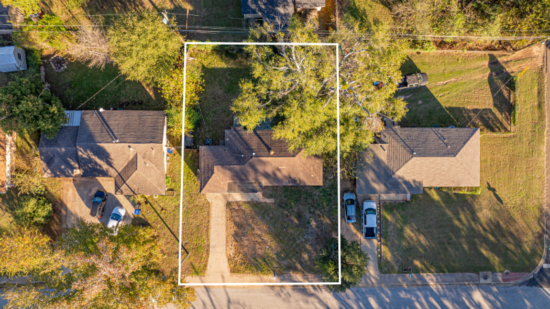 2216 S 12th St - Photo 5 of 15