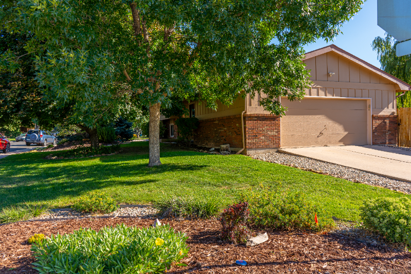 3254 Fernwood Ln - Photo 2 of 16