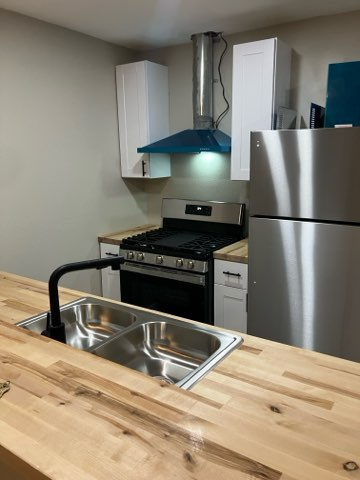 5515 Greenside St - Photo 3 of 5