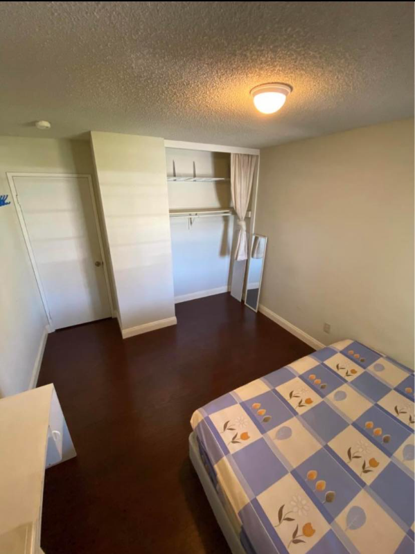 100 Deanna Ct - Photo 2 of 5