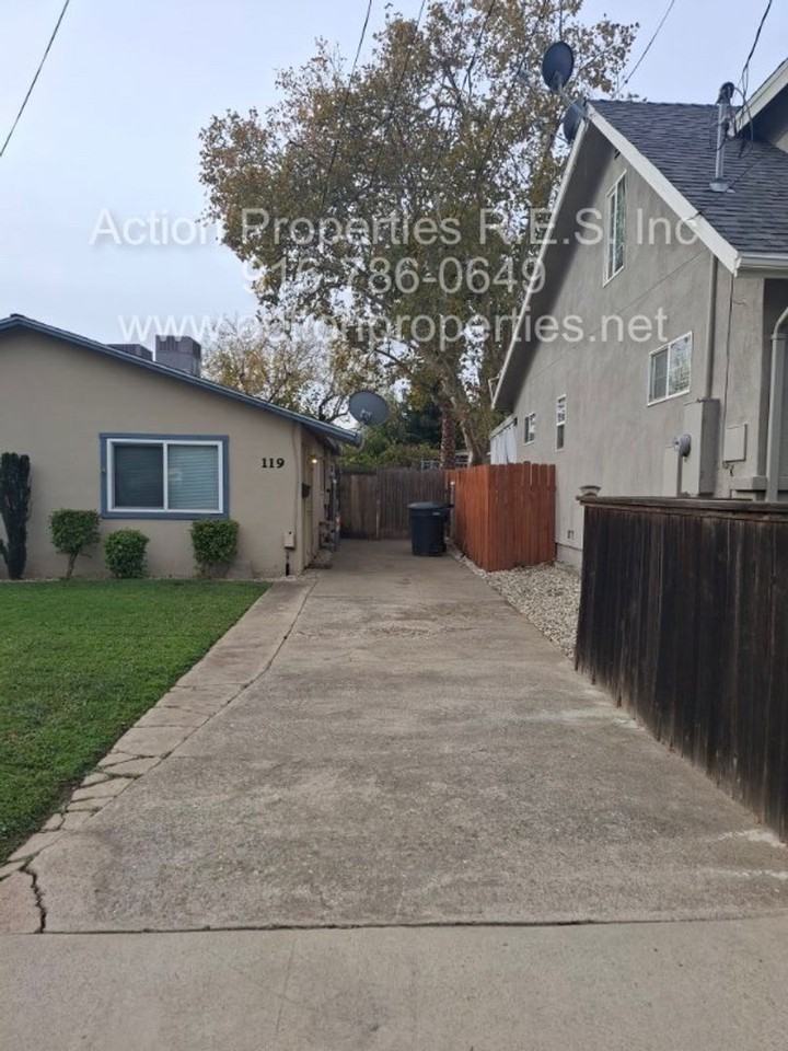 119 Birch St - Photo 2 of 31