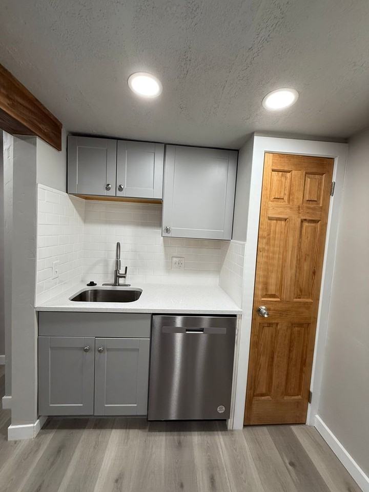 1832 E 4625 S - Photo 2 of 7