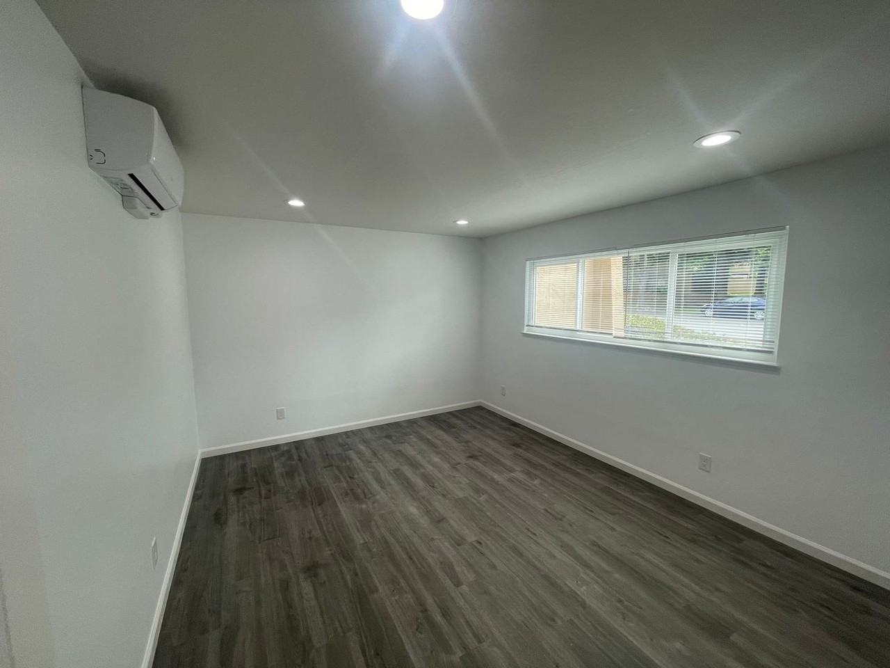 292 - 350 Franciscan Ct - Photo 2 of 50