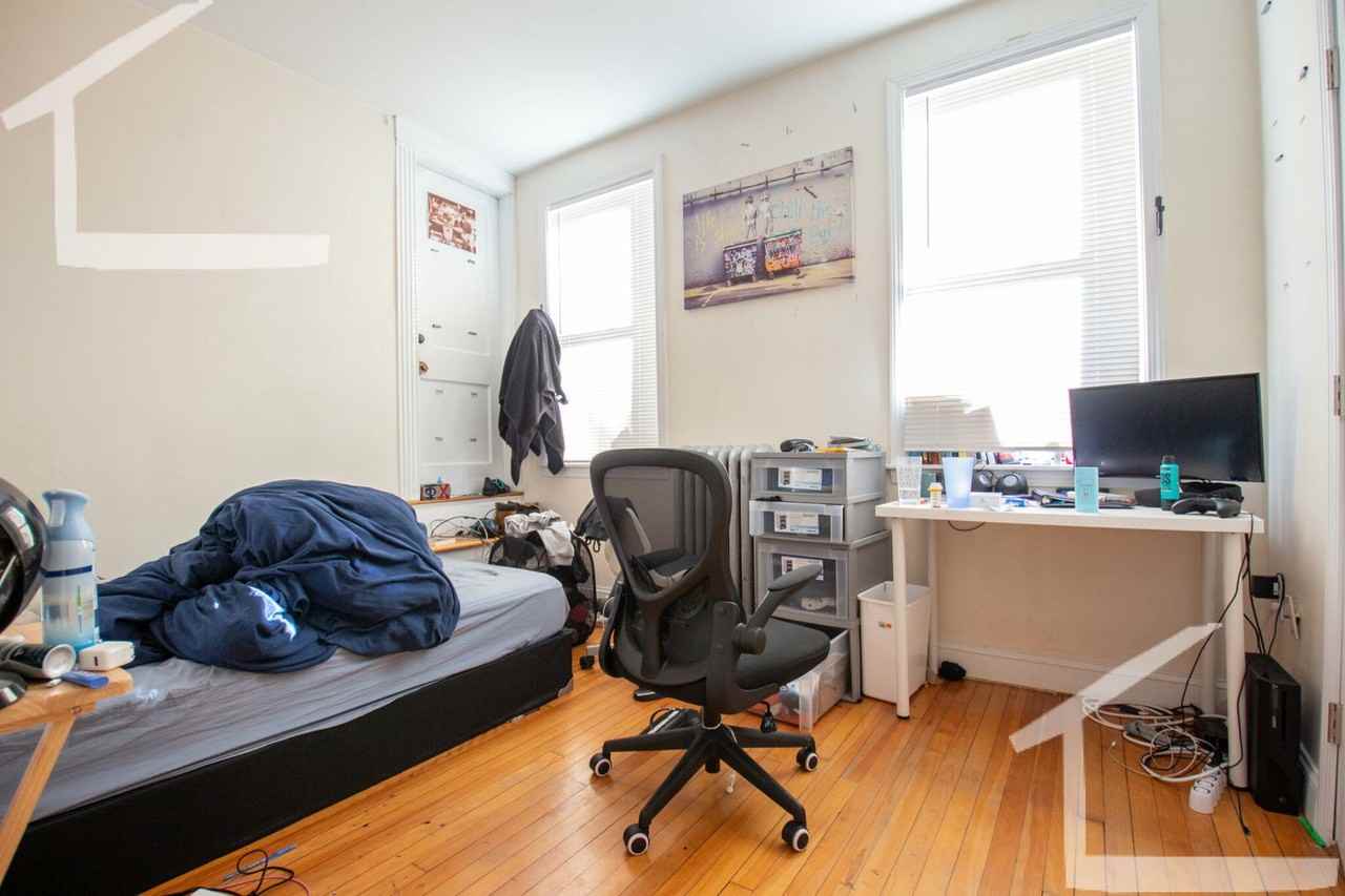 324 Saint Paul St - Photo 2 of 8