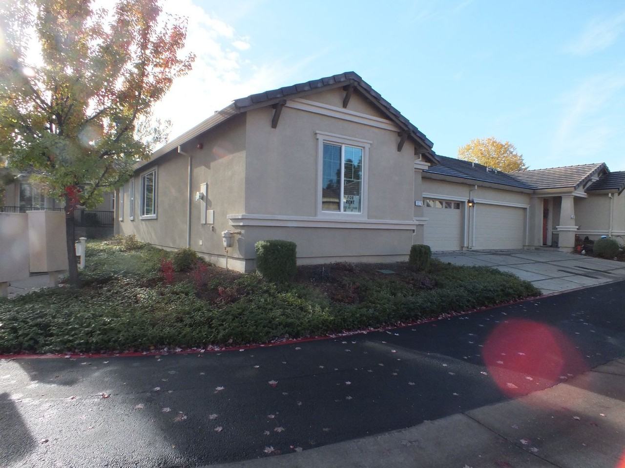 3378 Eskaton Dr - Photo 2 of 17