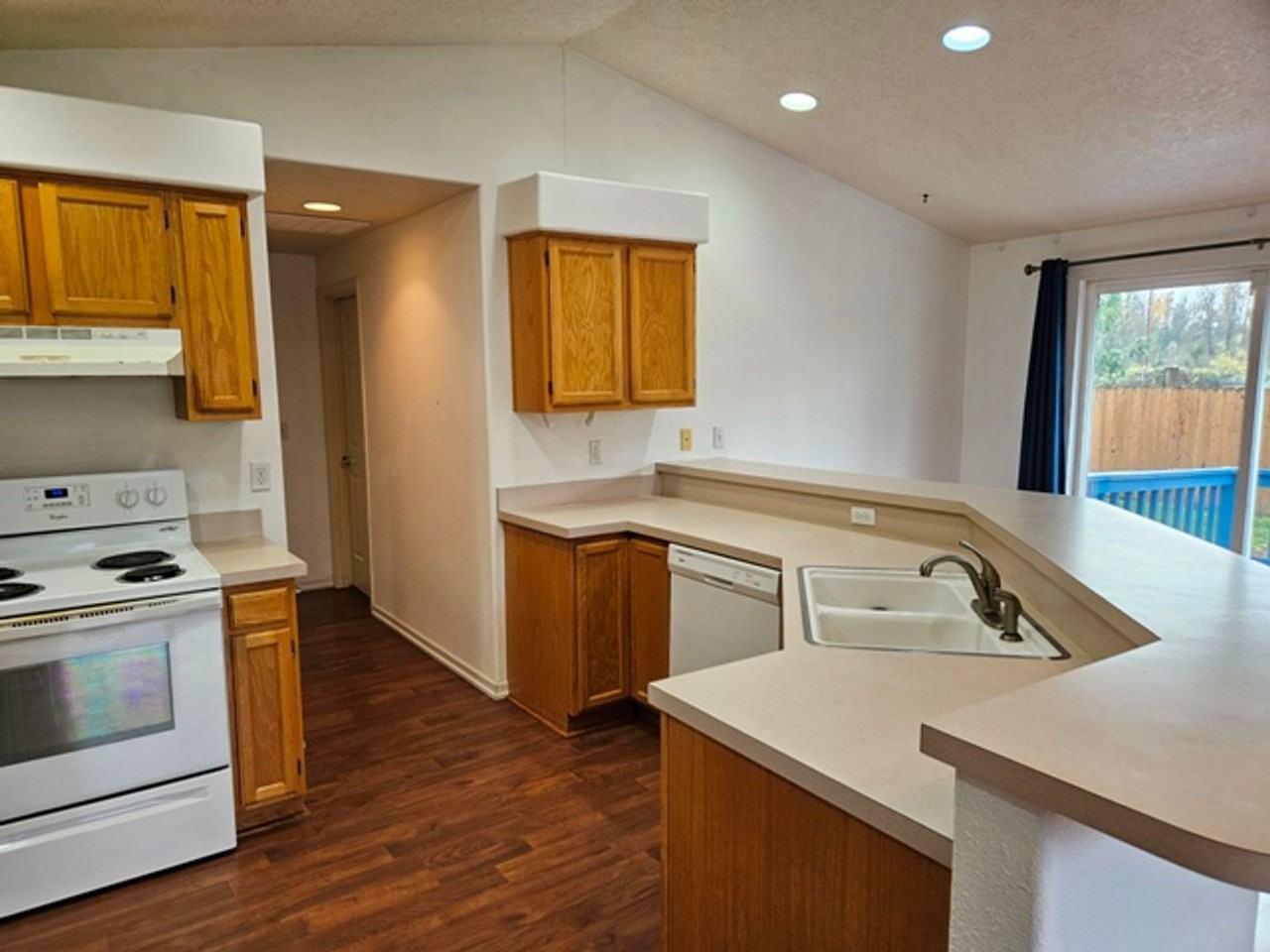 520 Mill Stream Woods - Photo 2 of 25