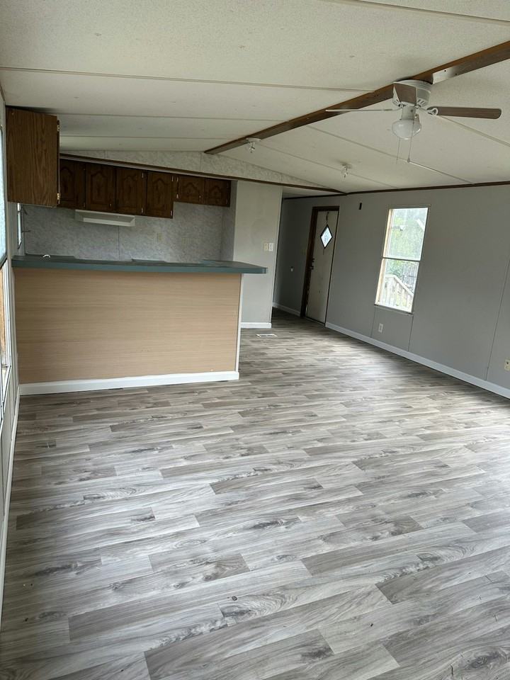 21 Noble Park St - Photo 3 of 17