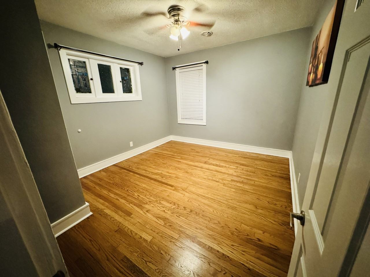 Winona Ave #4945A - Photo 7 of 21