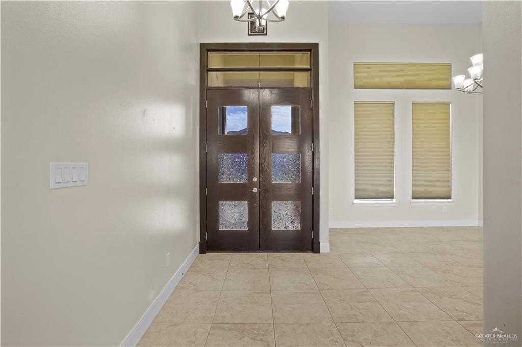 2607 Piquin St - Photo 3 of 18