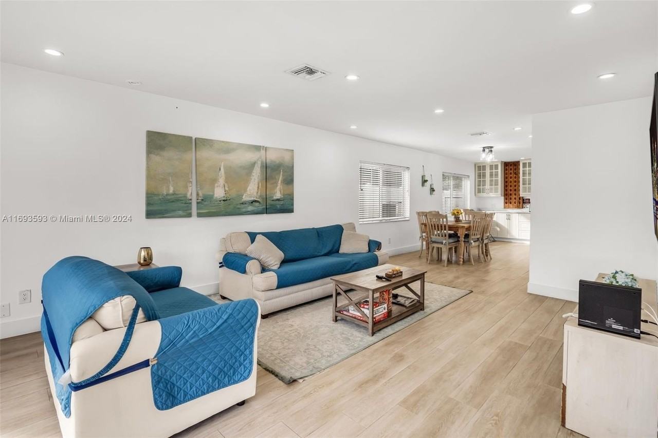 821 Harrison St #821 - Photo 3 of 39