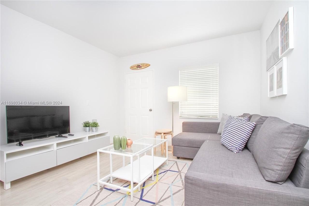 6238 Sw 59th Pl #10 - Photo 2 of 23