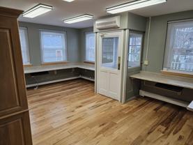428 Main St #B - Photo 1 of 1