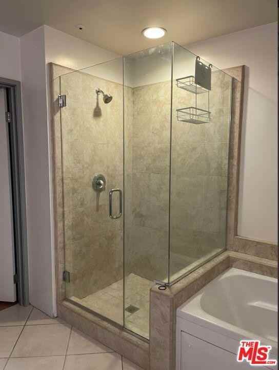 1130 S Flower St #414 - Photo 2 of 8