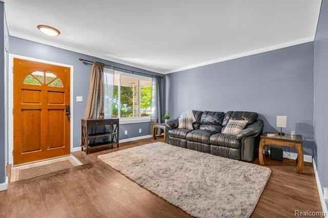 17036 Oconnor Ave - Photo 3 of 16