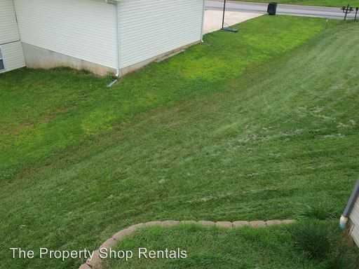 153 Lyle Curtis Cir - Photo 3 of 47
