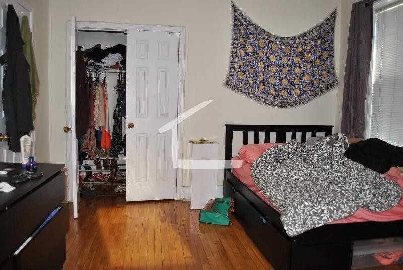 62 Egmont St #2 - Photo 6 of 8