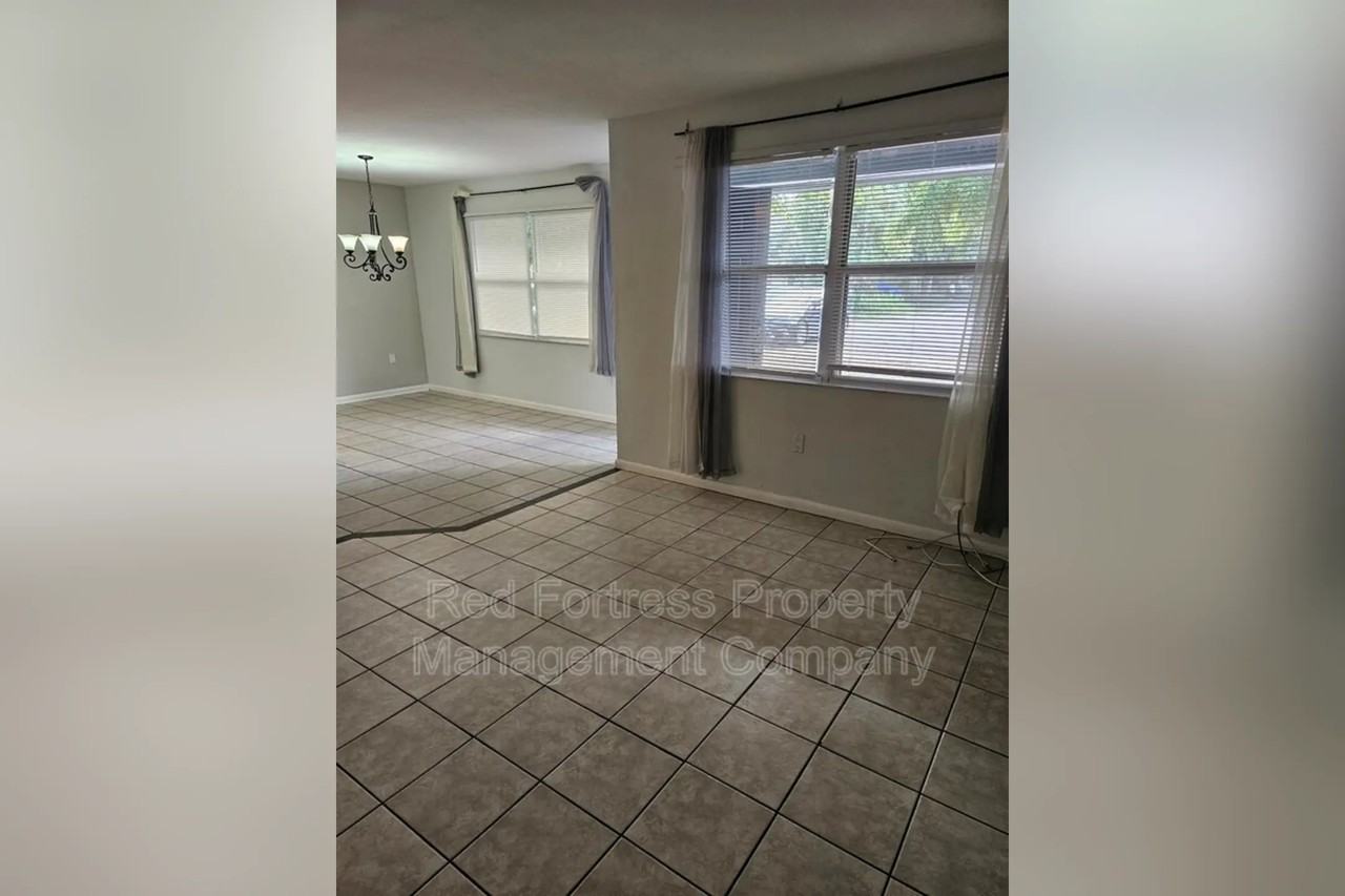 3341 Edgewood Ave - Photo 3 of 9
