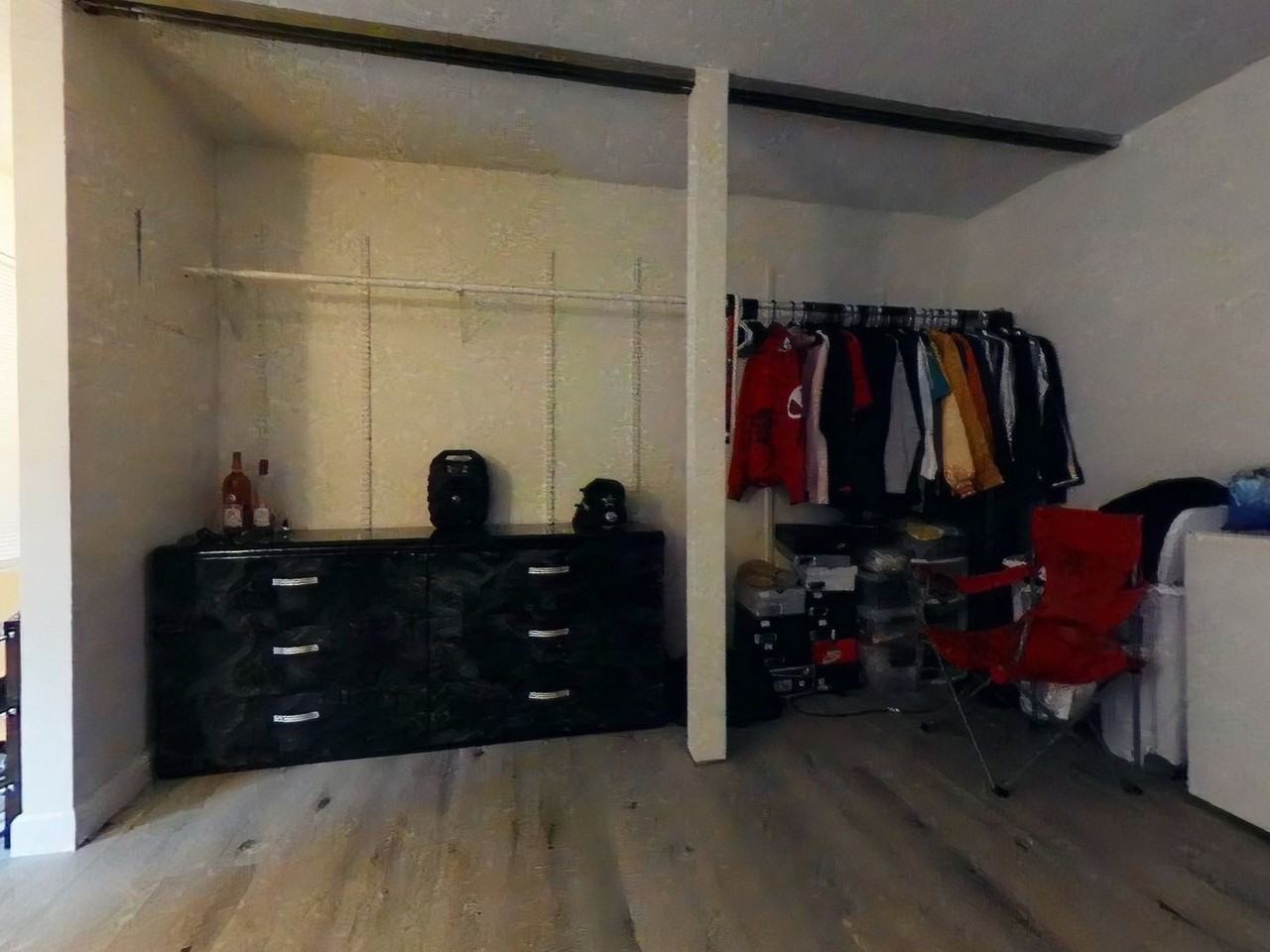 6663 Reservoir Ln - Photo 5 of 32