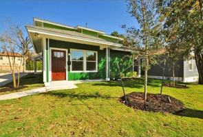 featured image of 704 W North Loop Blvd