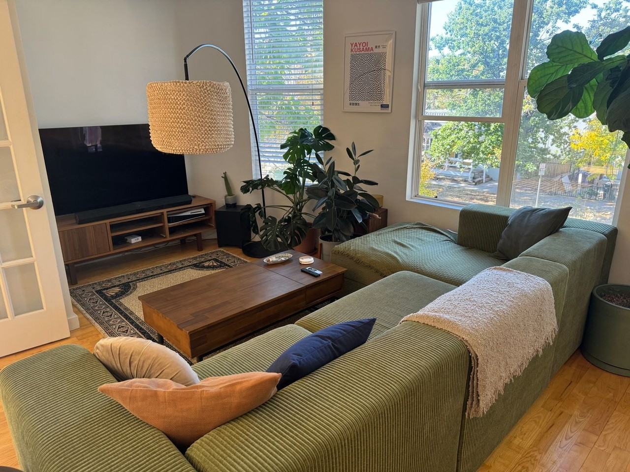 2422 Tremont Pl - Photo 6 of 20