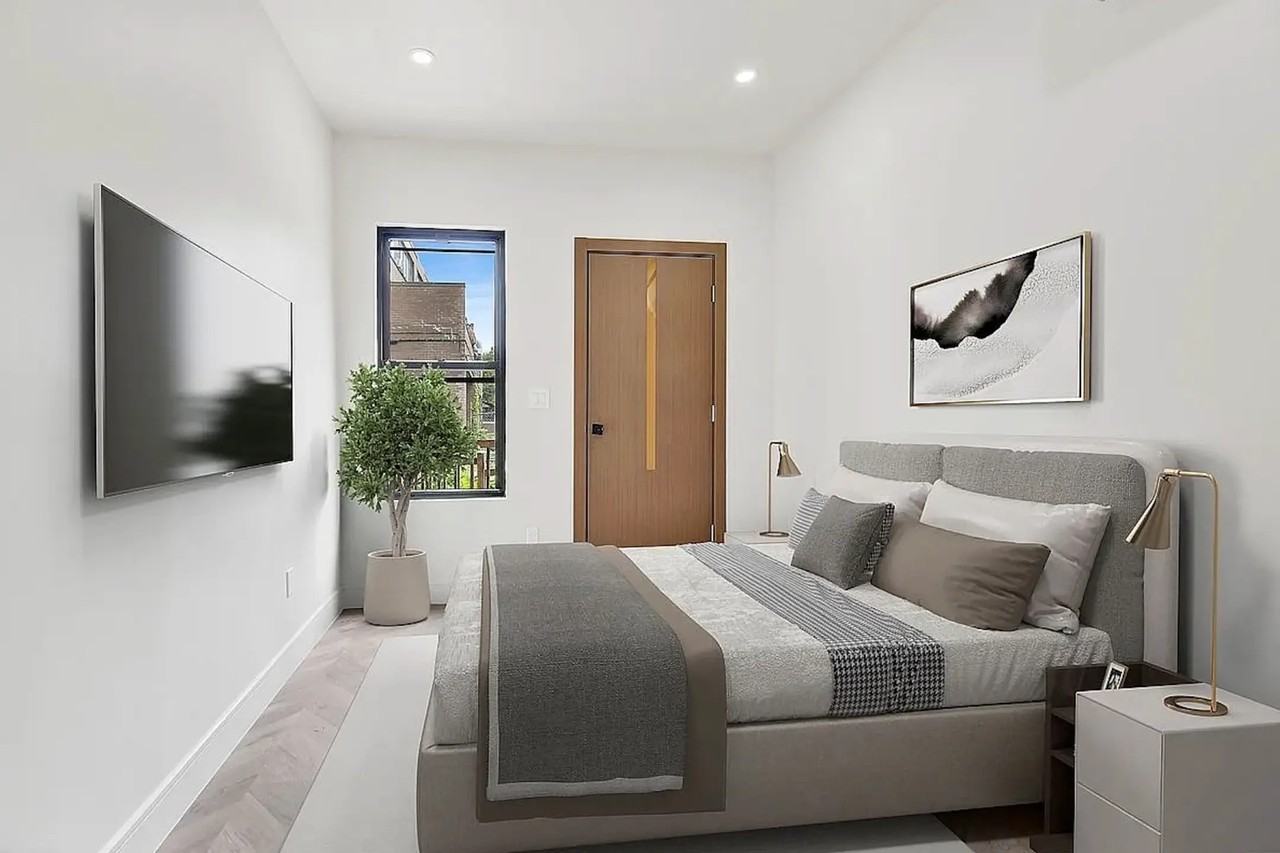 2 Thomas S Boyland St - Photo 2 of 3