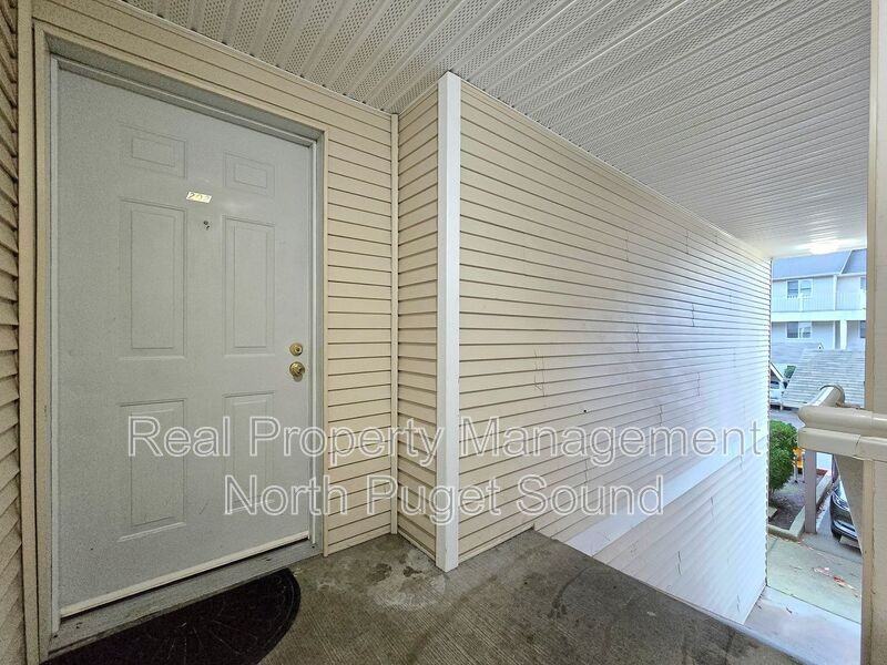 11811 State Ave #D202 - Photo 2 of 26