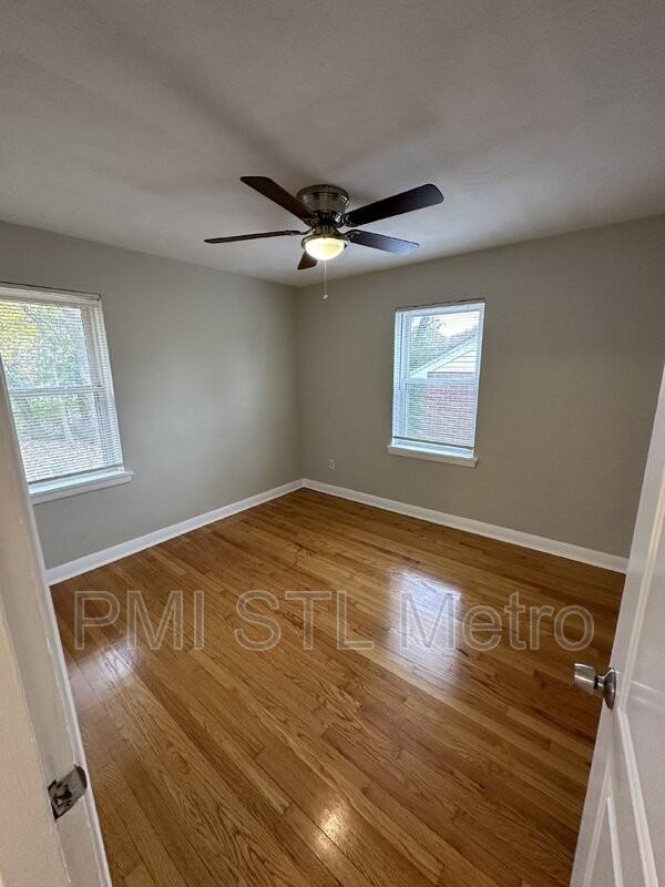 6624 Donald St - Photo 3 of 9
