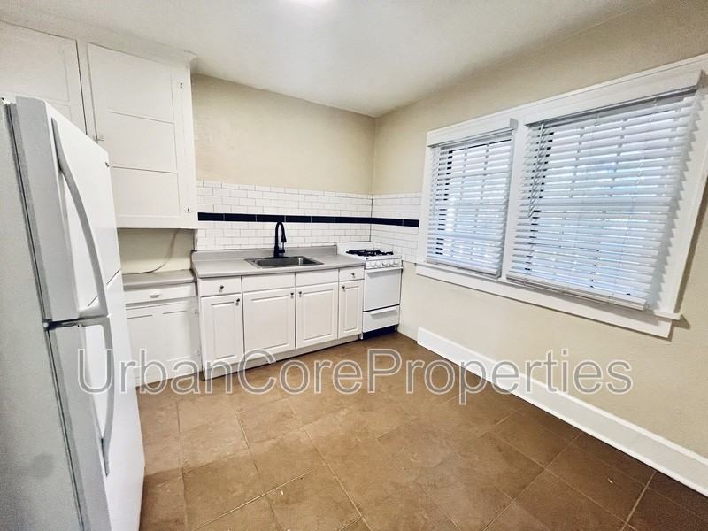 500 5th St N #23 - Photo 4 of 6