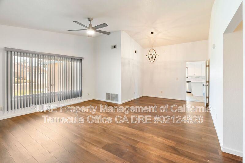 25240 Shadescale Drive - Photo 3 of 24