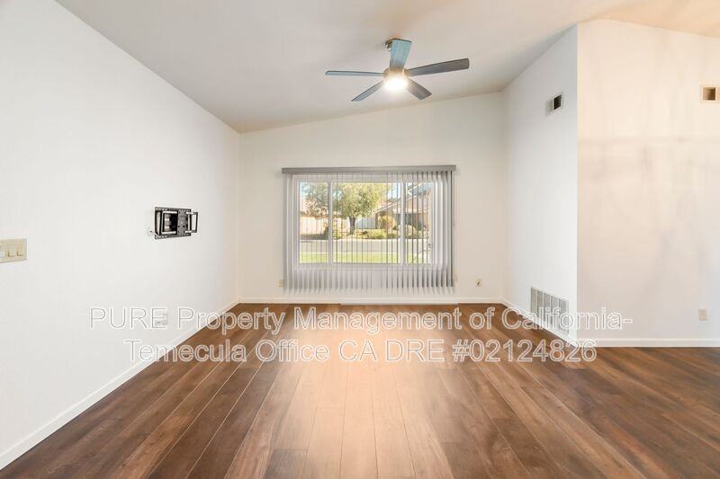 25240 Shadescale Drive - Photo 4 of 24