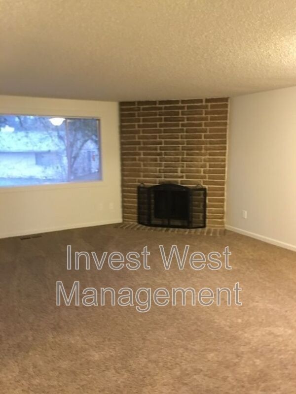 1517 Ne 141st Ave - Photo 2 of 15