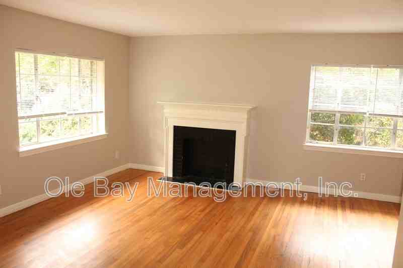 301 Durande Dr - Photo 3 of 10