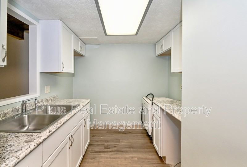 6111 Island Dr Nw - Photo 5 of 12