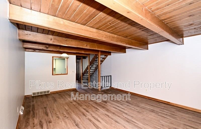 6111 Island Dr Nw - Photo 7 of 12