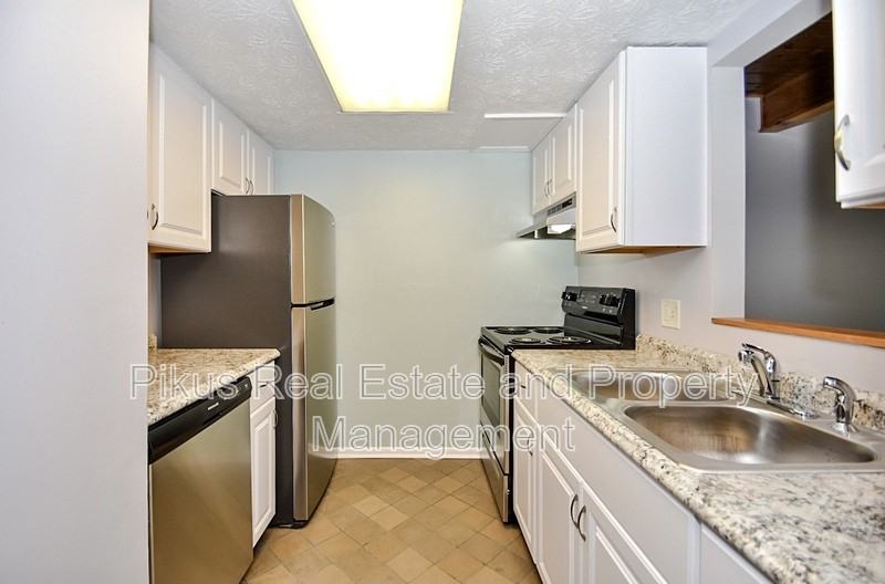 6121 Island Dr Nw - Photo 3 of 14