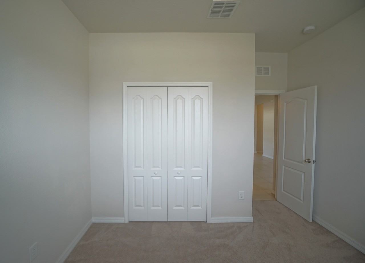 14128 Poke Ridge Dr - Photo 3 of 22