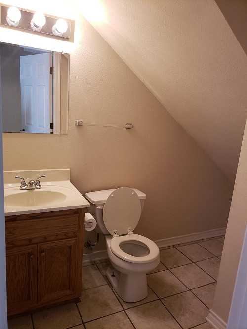 101 Chicago Ave - Photo 5 of 9