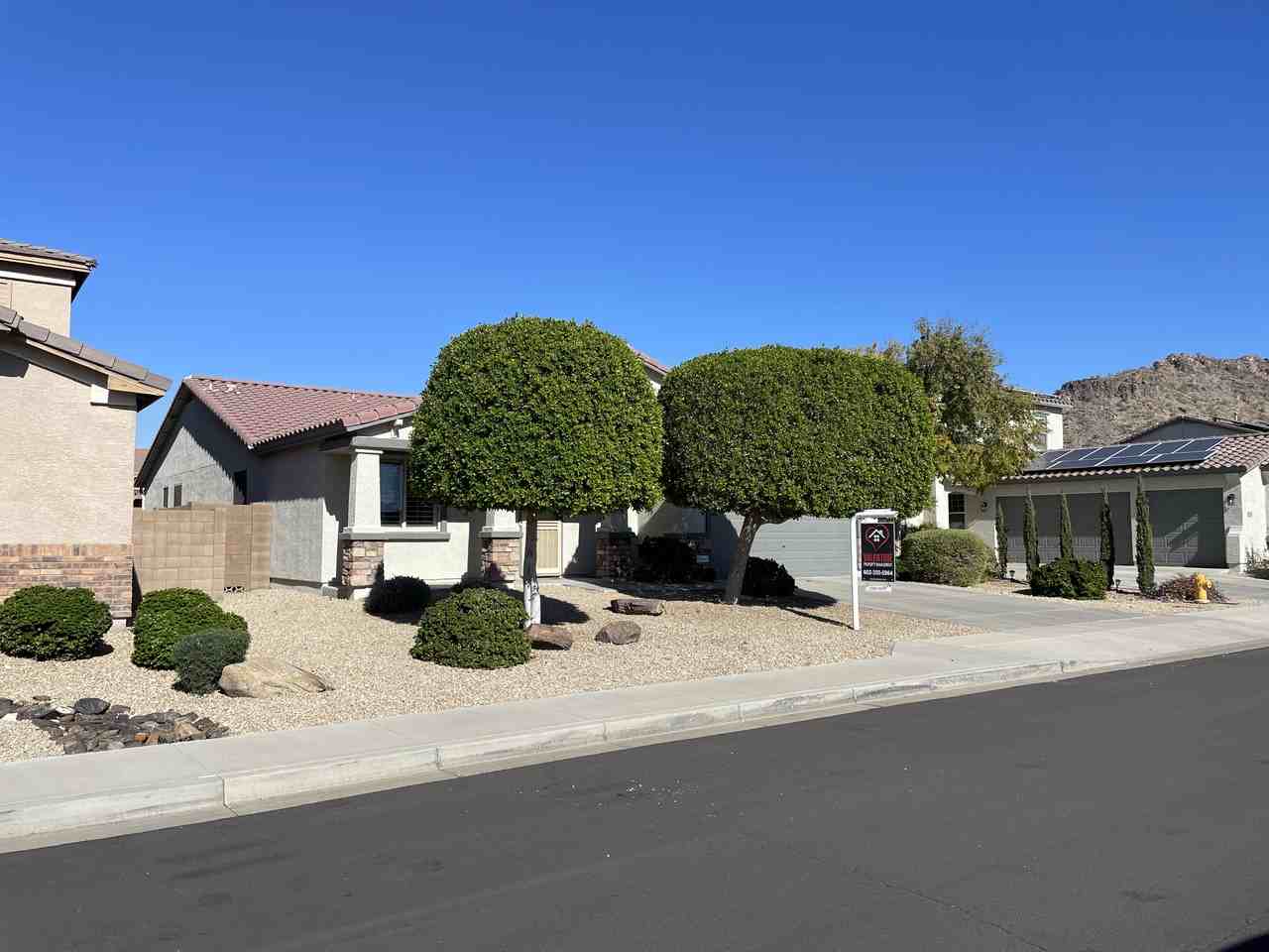 9206 W Mine Trl - Photo 3 of 48