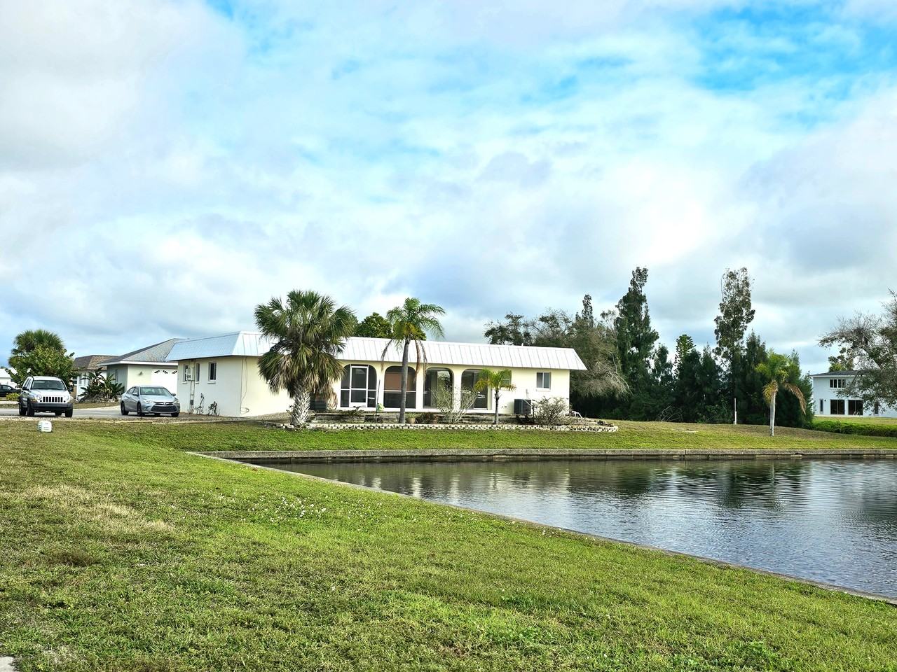 122 Boundary Blvd #A - Photo 2 of 30