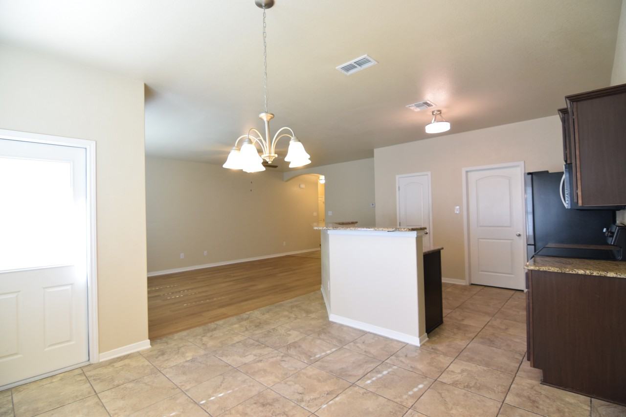 8025 Redbrush - Photo 6 of 15