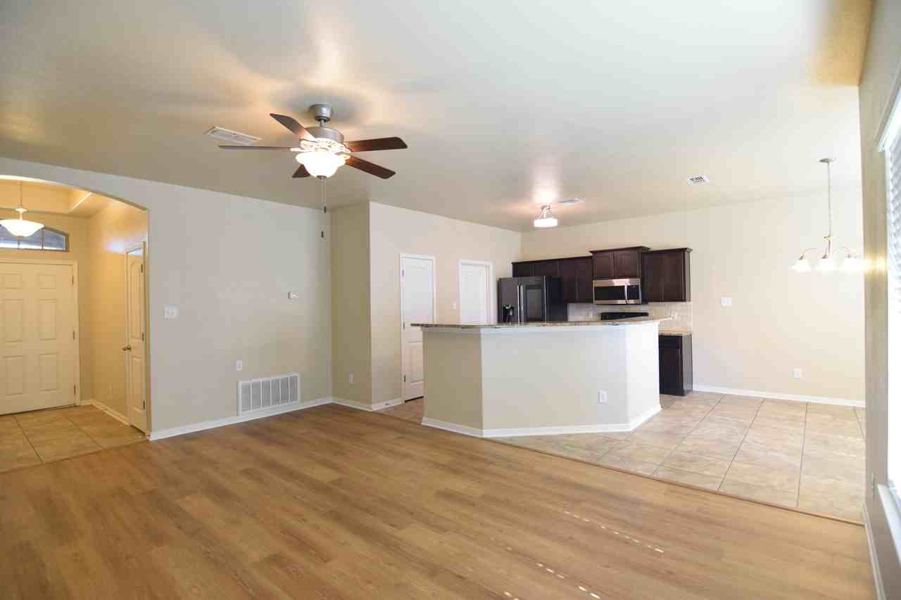 8025 Redbrush - Photo 7 of 15
