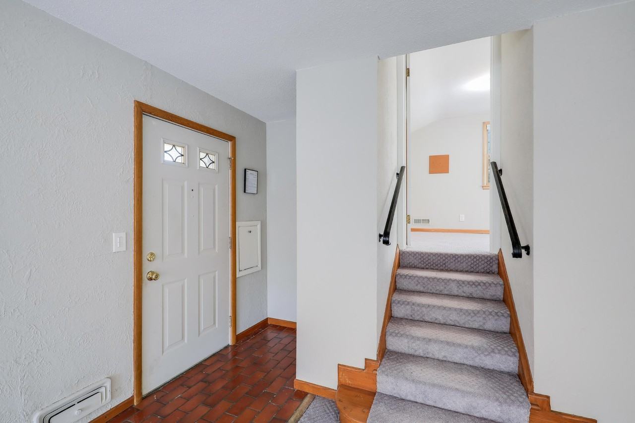 4109 Washburn Ave S - Photo 3 of 25